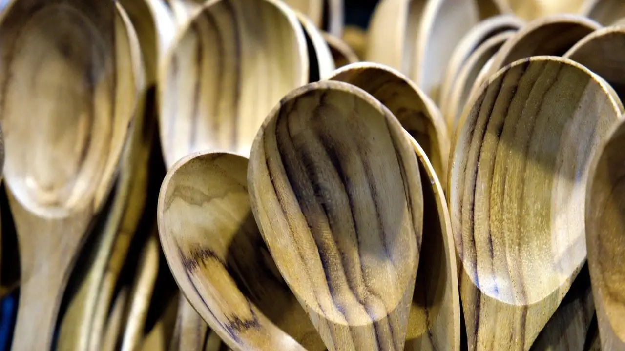 Clean Wooden Spoons